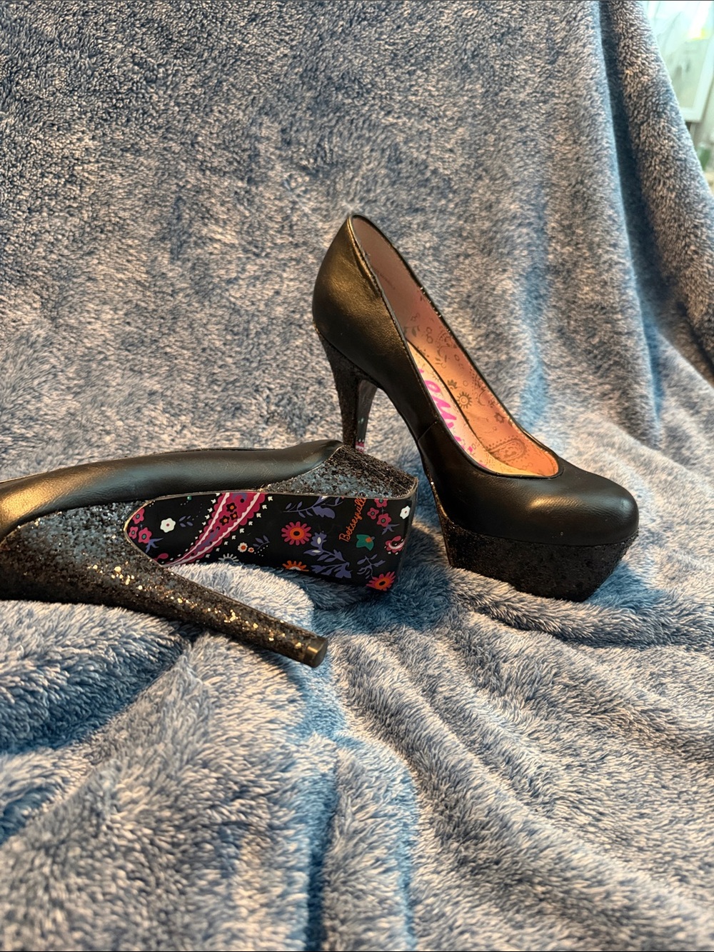 Betsyville Black Platform Stiletto Pumps for Women